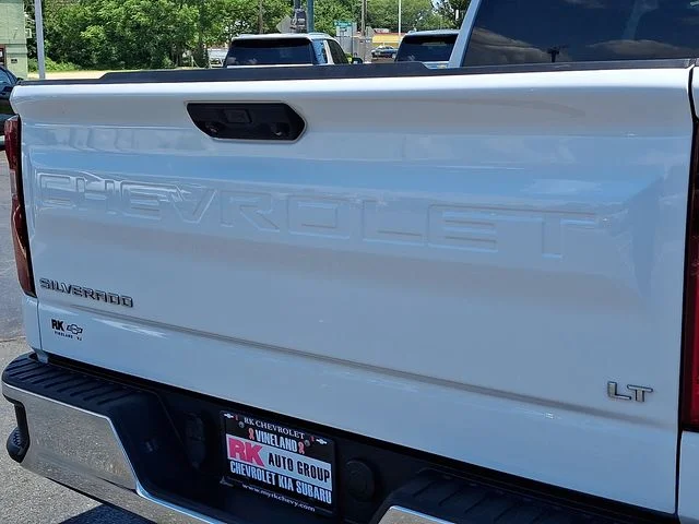 Used 2024 White Chevrolet LT image 31