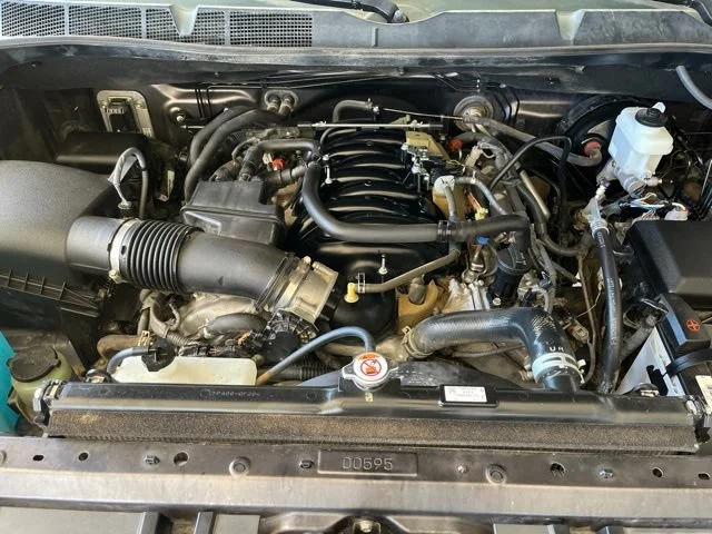 Used 2020 Magnetic Gray Metallic Toyota SR5 image 21
