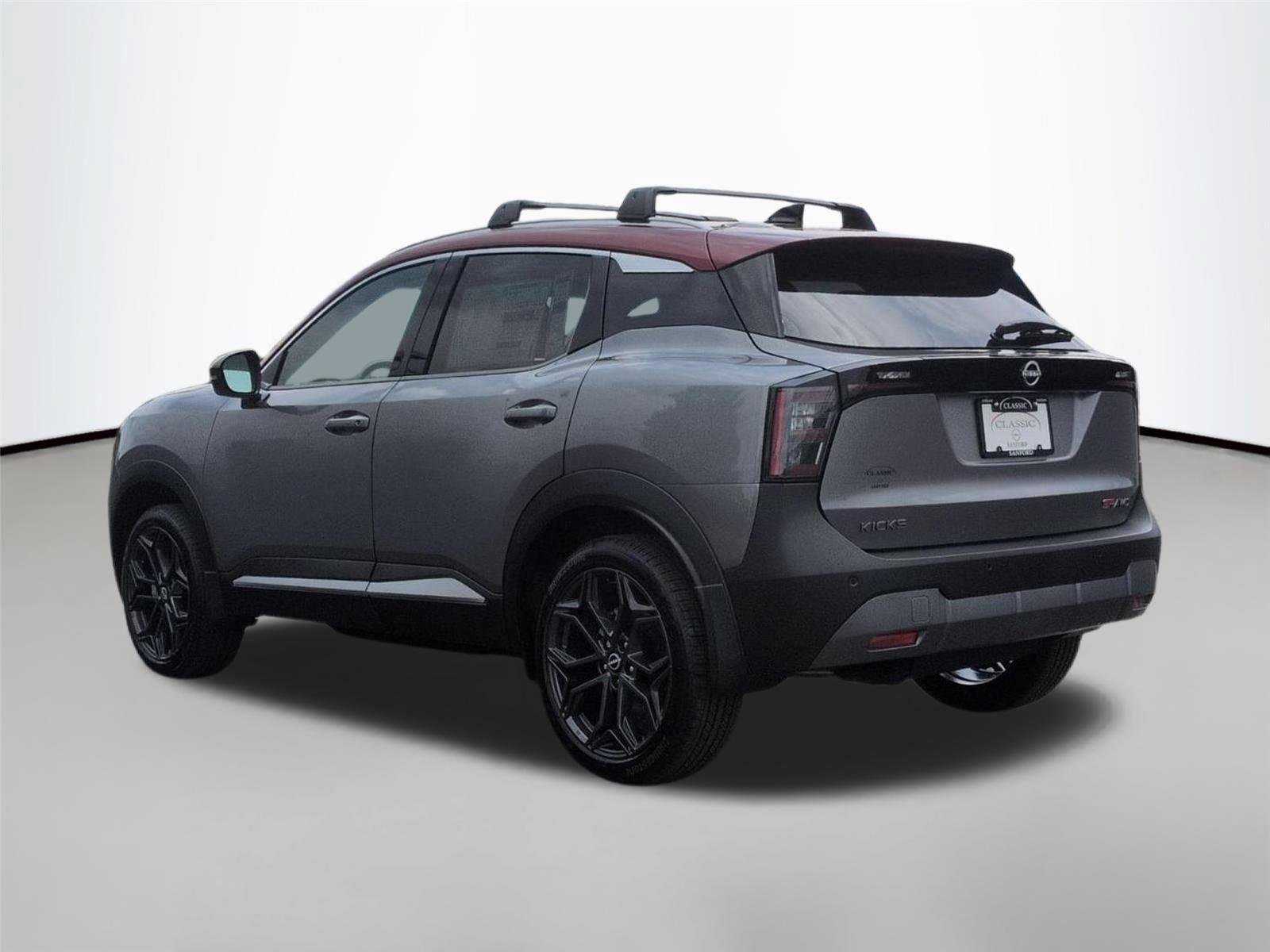 New 2026 Gun Metallic / Scarlet Ember Tintcoat Two-tone Nissan SR image 2
