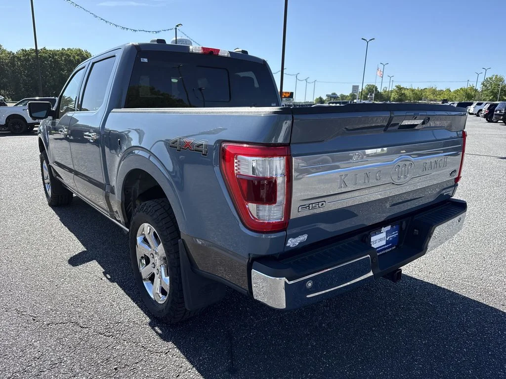 Used 2023 Gray Ford King Ranch image 5
