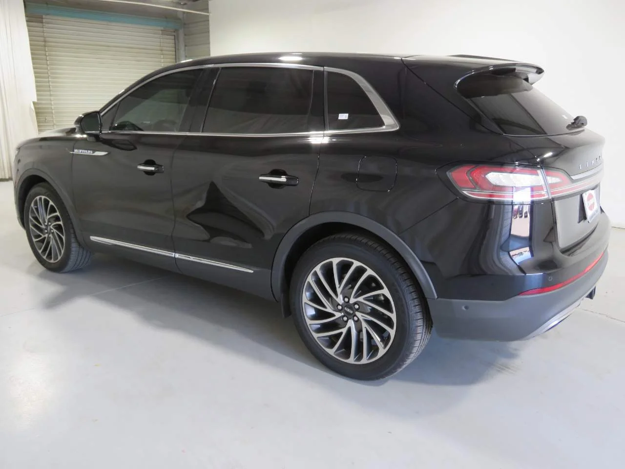 Used 2019 Infinite Black Lincoln Reserve image 8