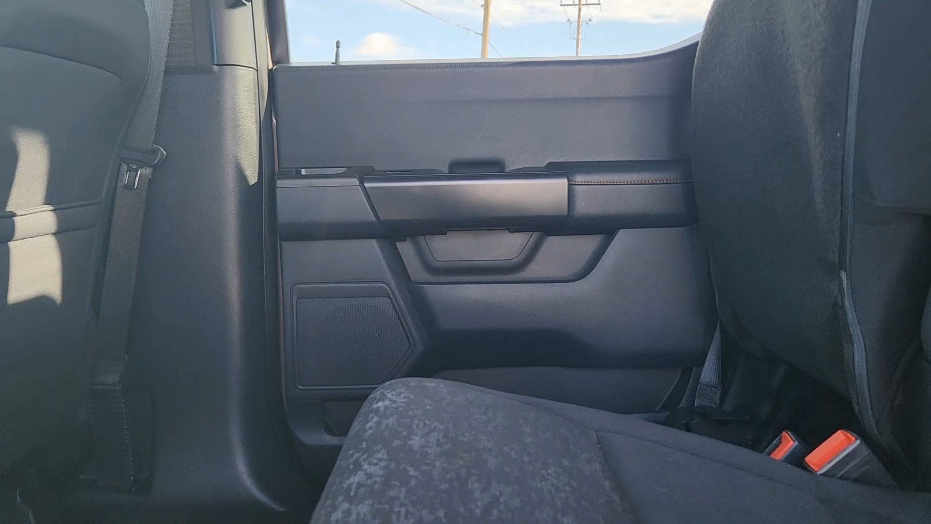 Used 2022 Stone Gray Metallic Ford Tremor image 17