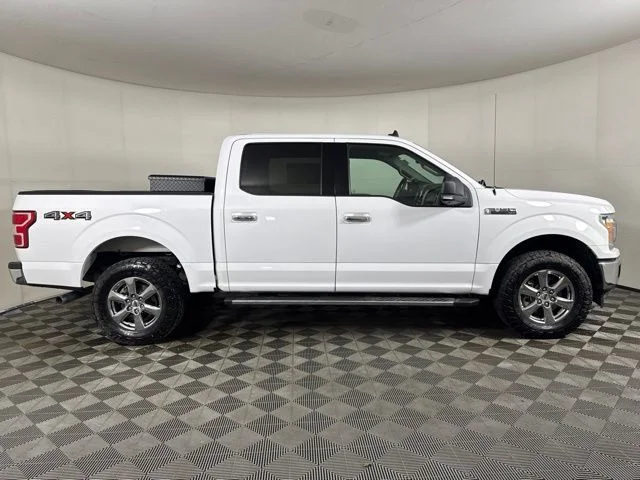 Used 2019 Oxford White Ford XLT image 2