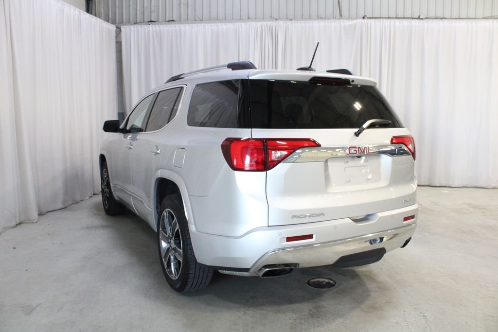 Used 2019 Silver GMC Denali image 27