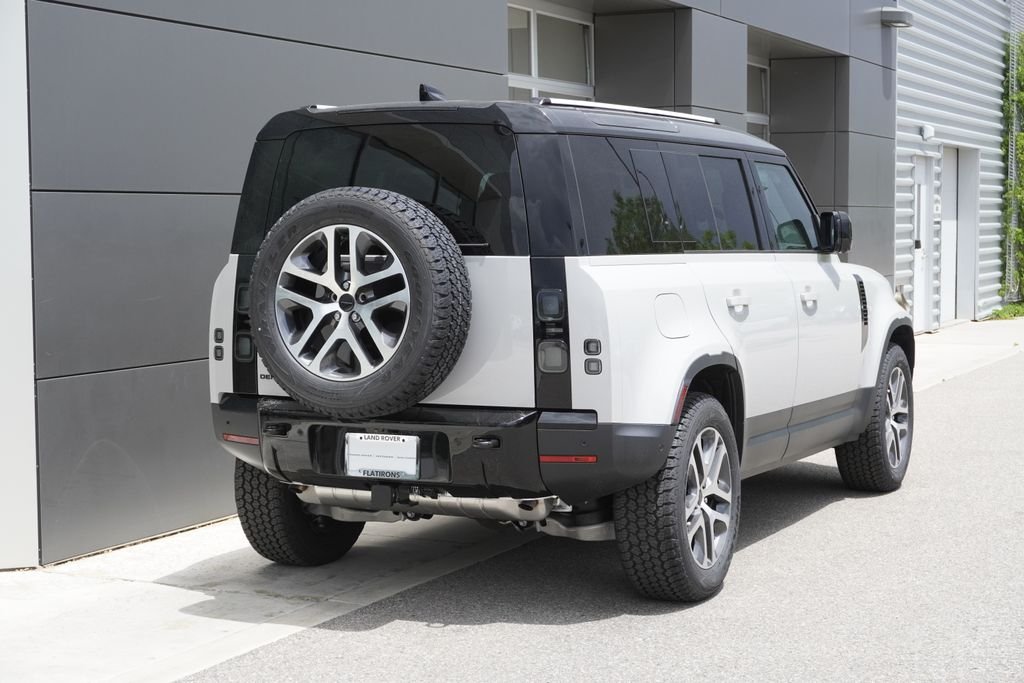 New 2026 Borasco Grey Land Rover S image 2