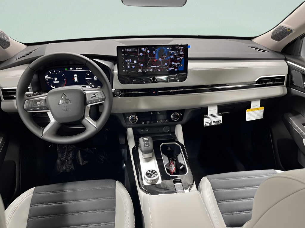 New 2026 White Diamond Mitsubishi SE image 10