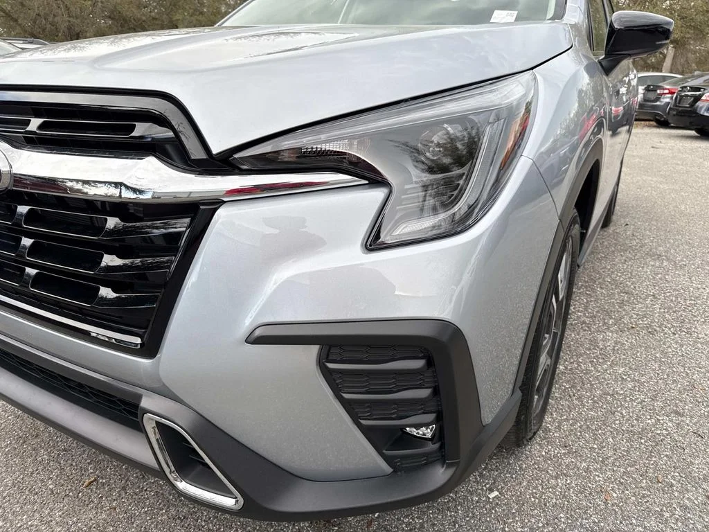New 2026 ICE SILVER METALLIC Subaru Touring 7-Passenger image 9