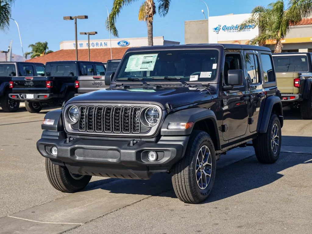 New 2026 Granite Crystal Metallic Clear-Coat Exterior Paint Jeep Unlimited Sport S image 7