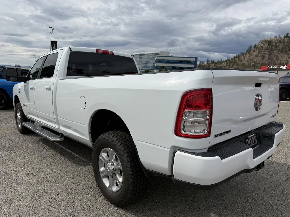 Used 2023 White RAM Big Horn image 4