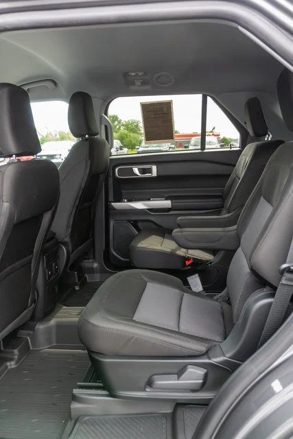 2023 Ford Explorer XLT - Photo 11