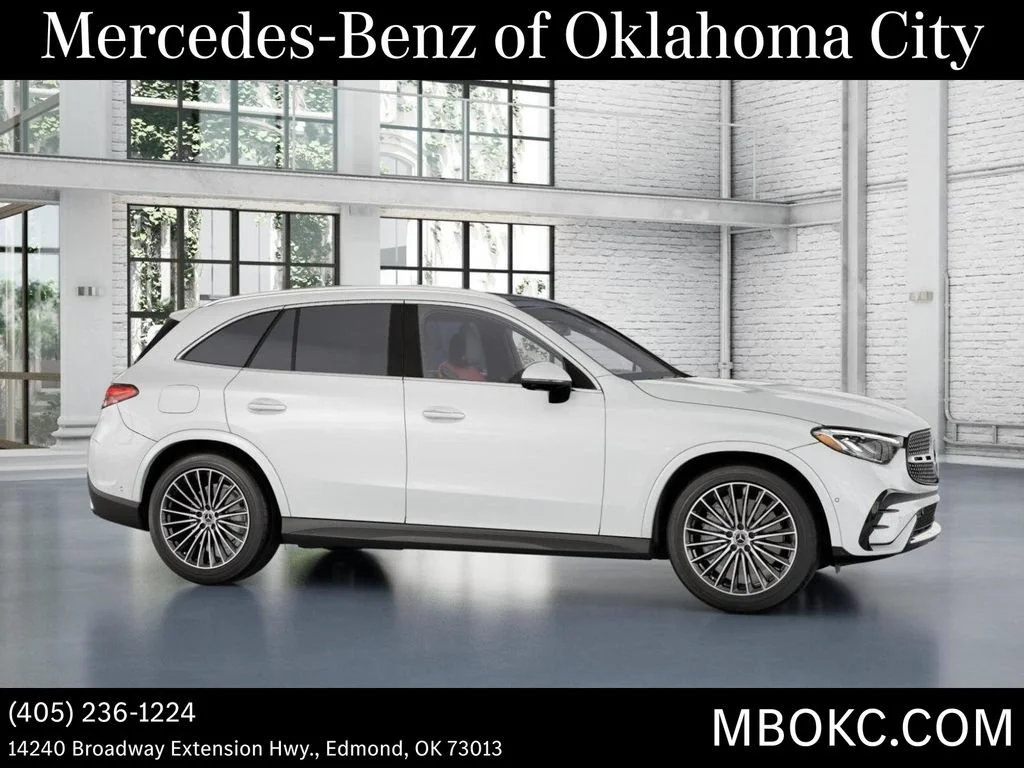 New 2026 MANUFAKTUR Moonlight White Metallic Mercedes-Benz GLC 300 image 59