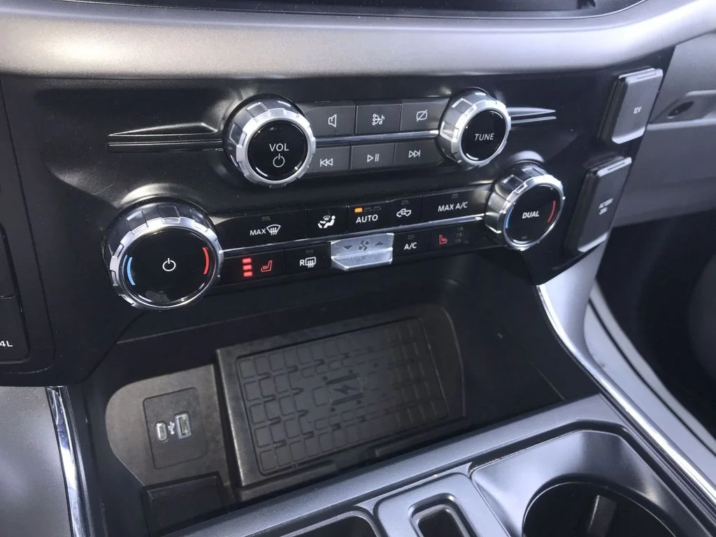 Used 2024 White Ford XLT image 19