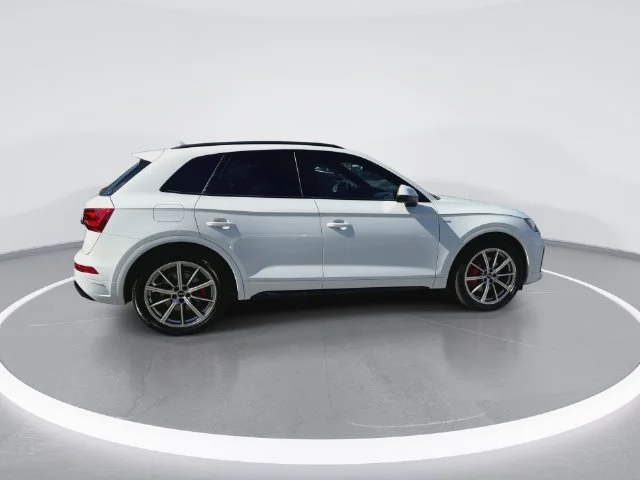 Used 2024 White Audi 55 Premium Plus image 9