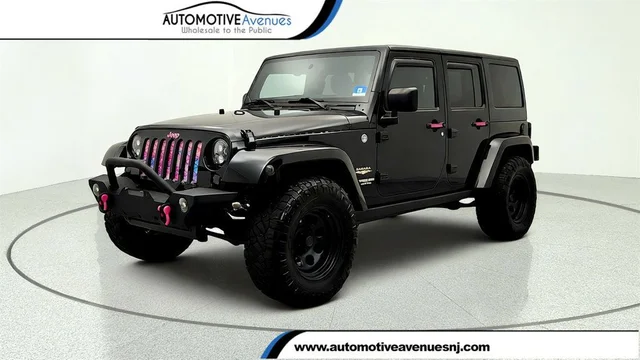 2012 Jeep Wrangler Unlimited Sahara 4WD w/ 3-Piece Hard Top, Navigation, Remote Start & Lift