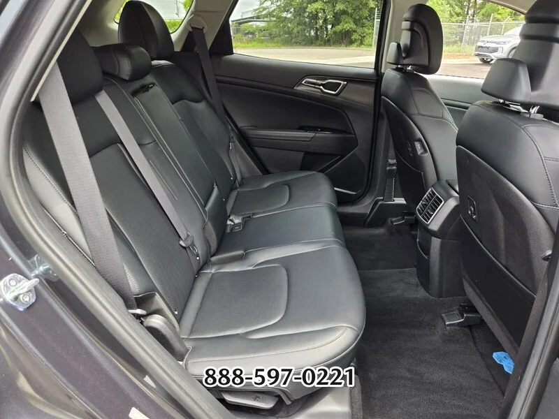 Used 2023 Gray KIA EX image 17