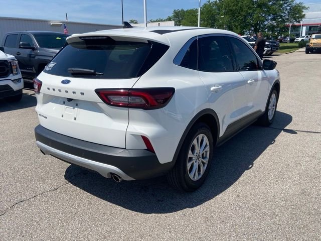 Certified Used 2023 Star White Ford Active image 3