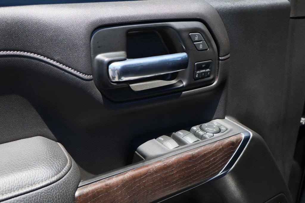 Used 2022 Ebony Twilight Metallic GMC Denali image 22