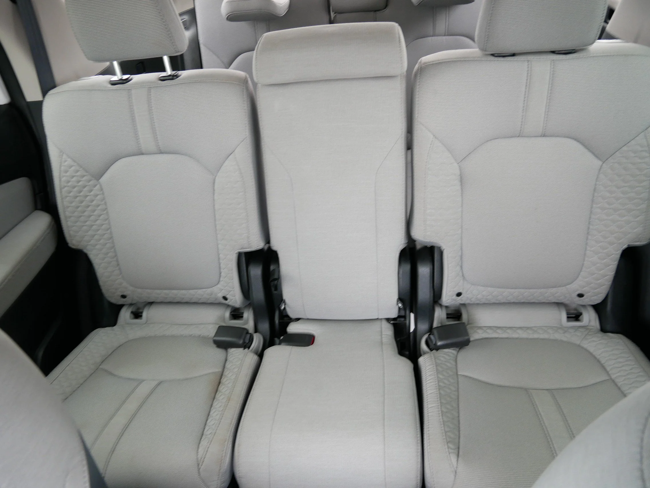 Certified Used 2023 Platinum White Pearl Honda LX image 13