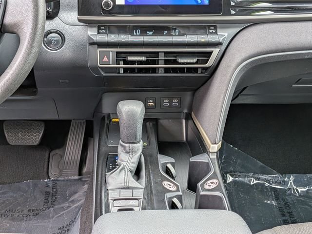Used 2025 Silver Toyota LE image 20