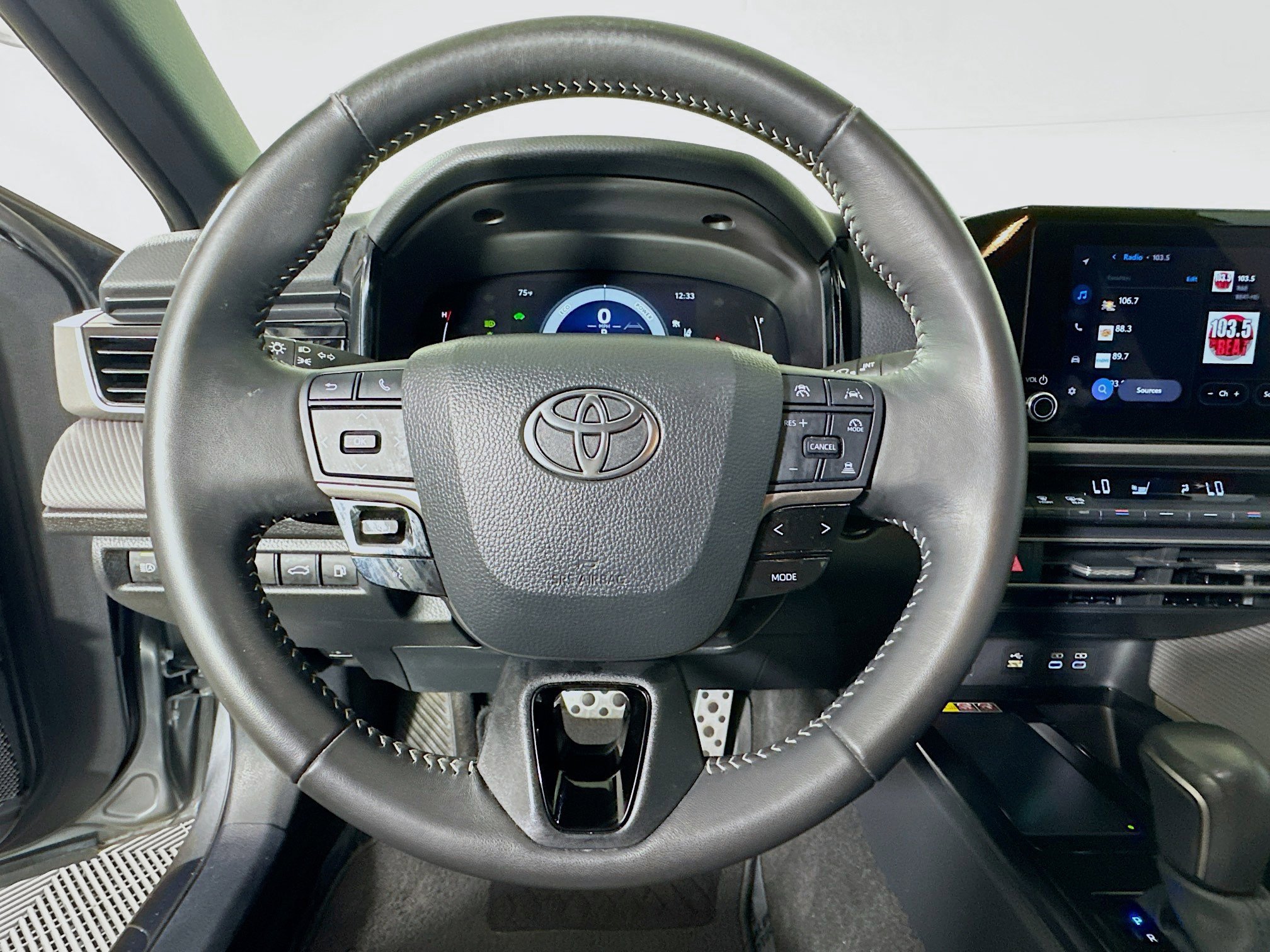 Used 2025 Heavy Metal Toyota SE image 15