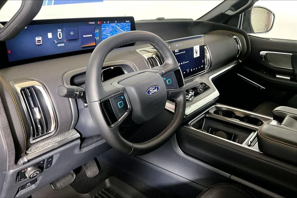 New 2027 Marsh Gray Ford Tremor® image 6