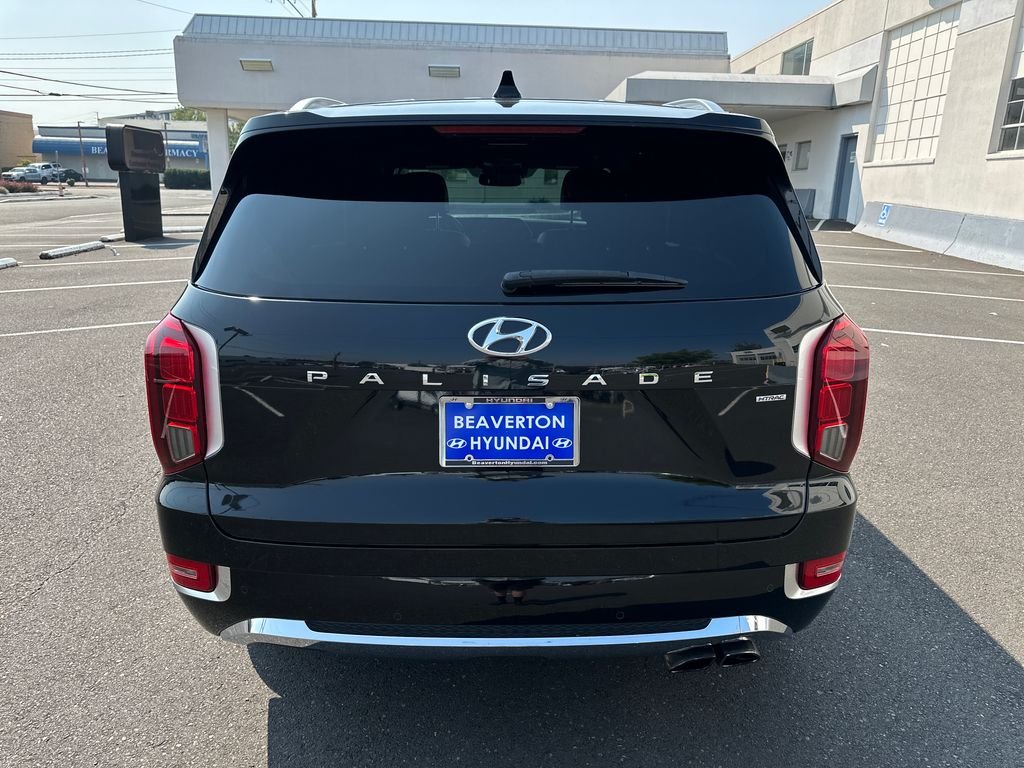 Used 2020 Black Hyundai Limited image 5