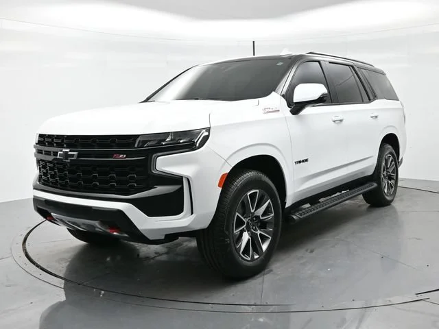 Used 2024 Summit White Chevrolet Z71 image 3