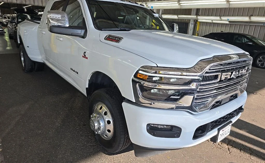 Used 2025 White Ram Laramie image 3