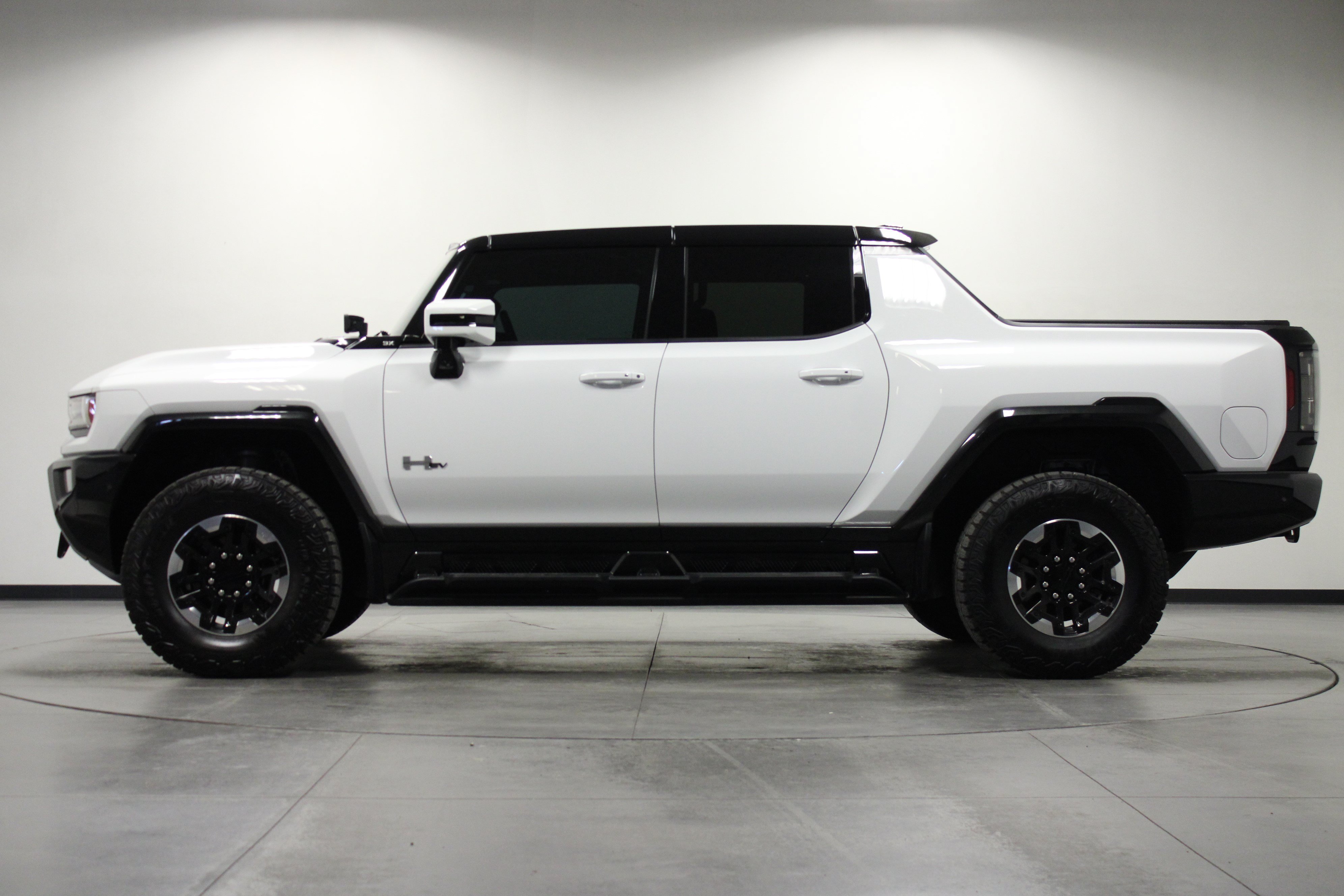Used 2024 Interstellar White GMC 3X image 7