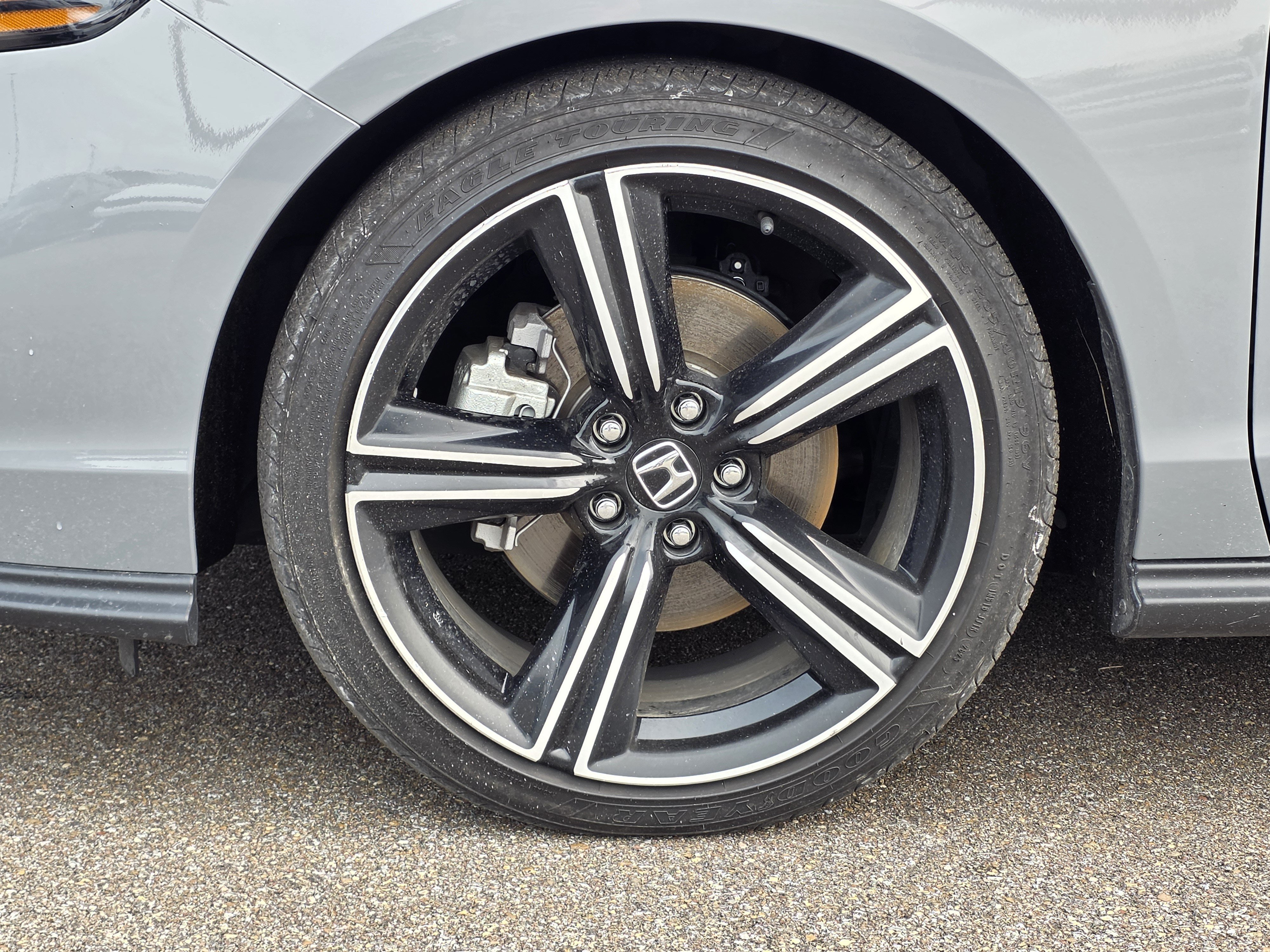 Used 2025 Urban Gray Pearl Honda Sport image 26