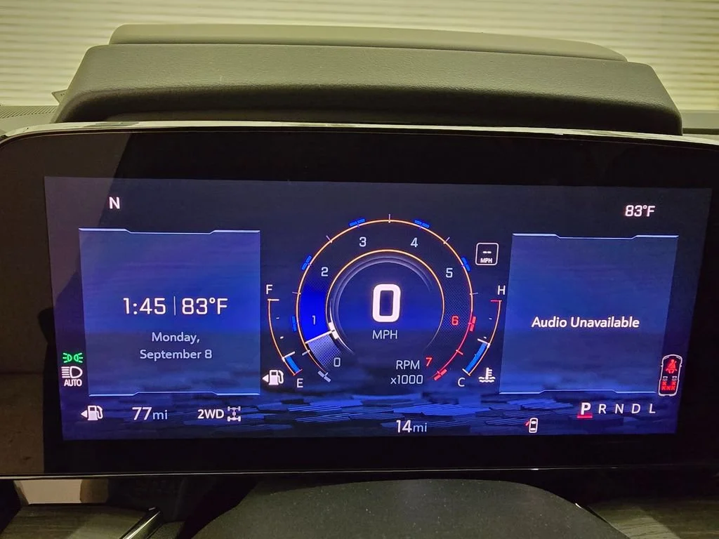 2025 Chevrolet Suburban Z71 - Photo 18