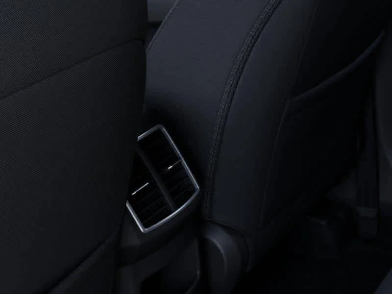 New 2026 Snow White Pearl Kia LX image 26