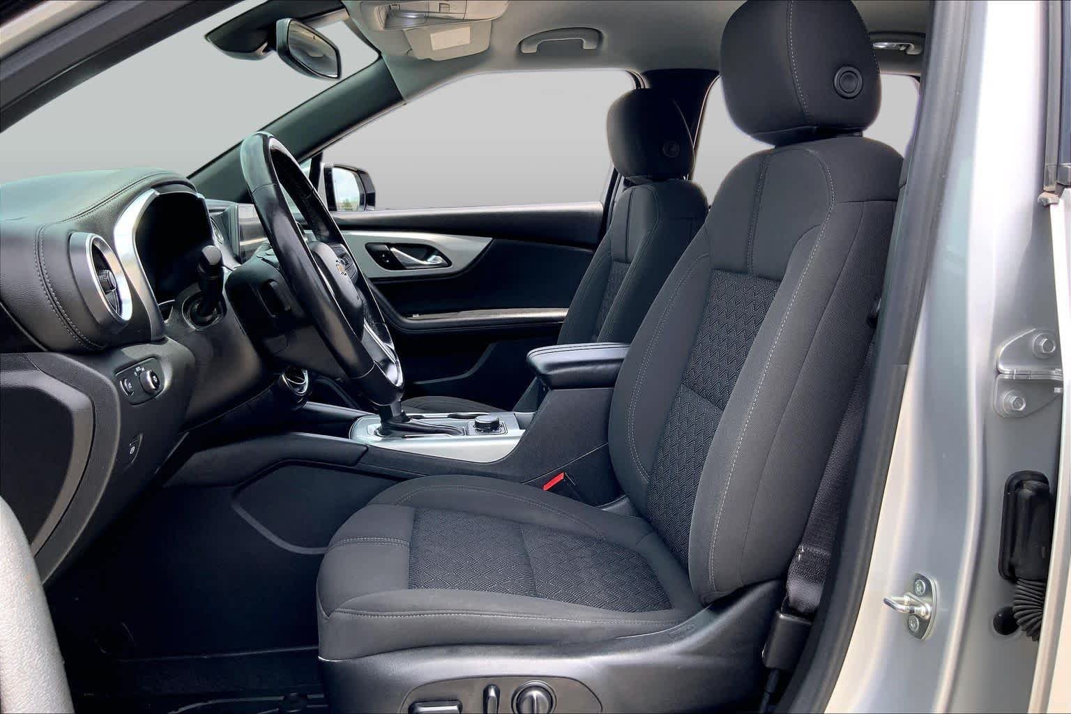 Used 2021 Silver Ice Metallic Chevrolet LT image 8