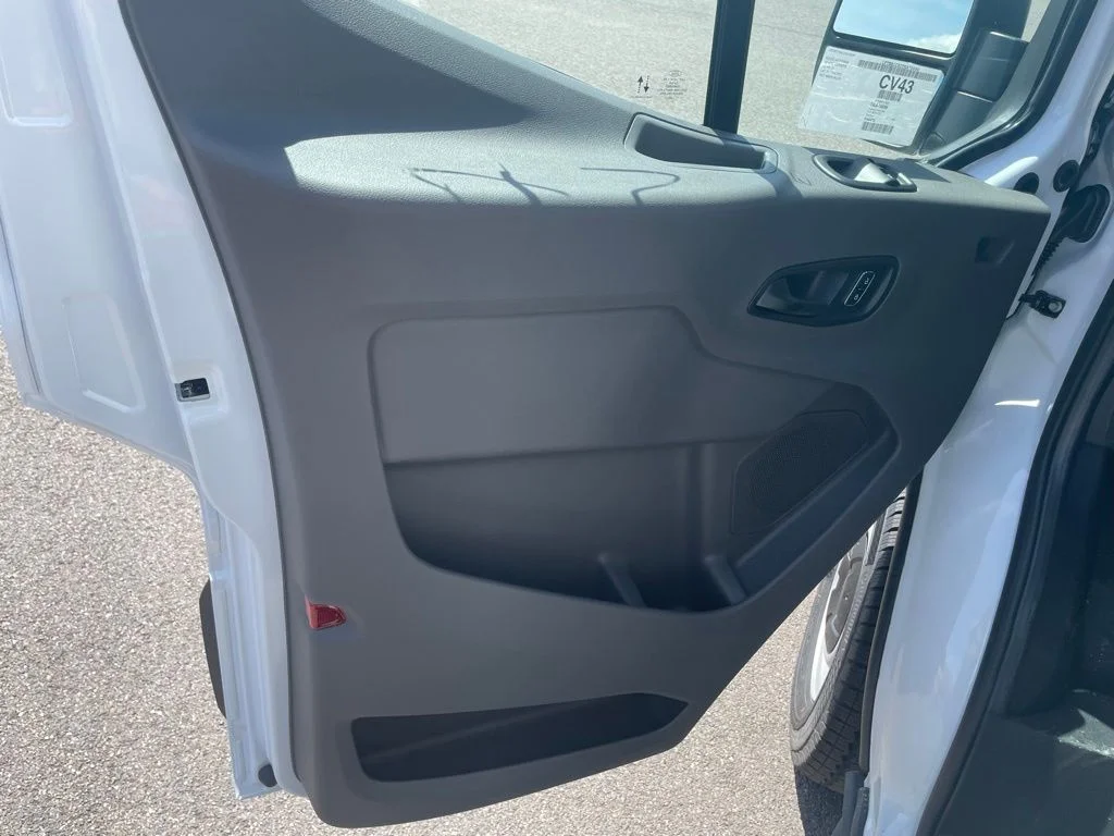 New 2026 Oxford White Ford Cargo Van image 11