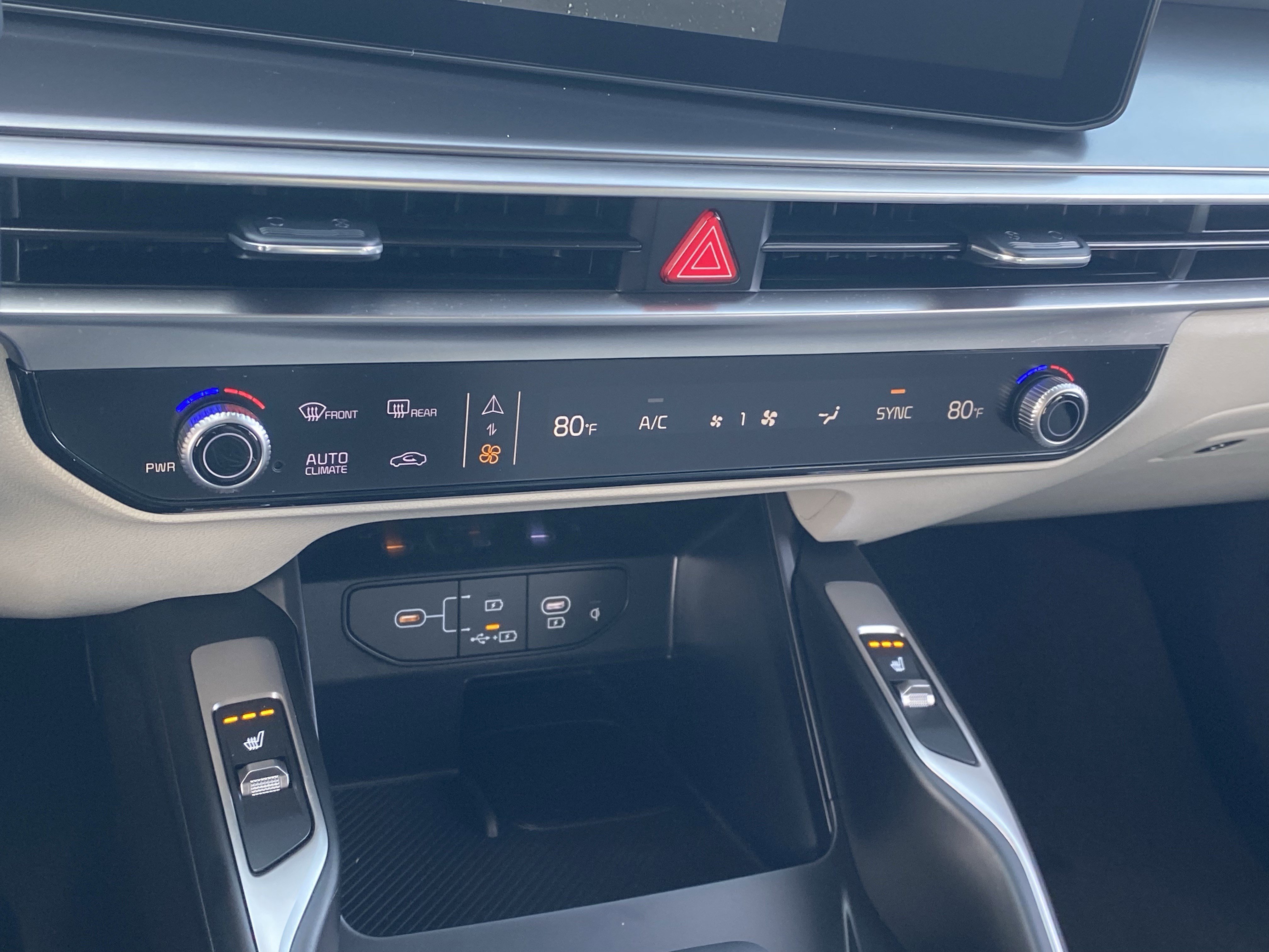 2026 Kia Sorento EX - Photo 27