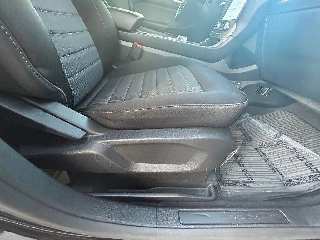 Certified Used 2024 Black Metallic Ford SE image 24