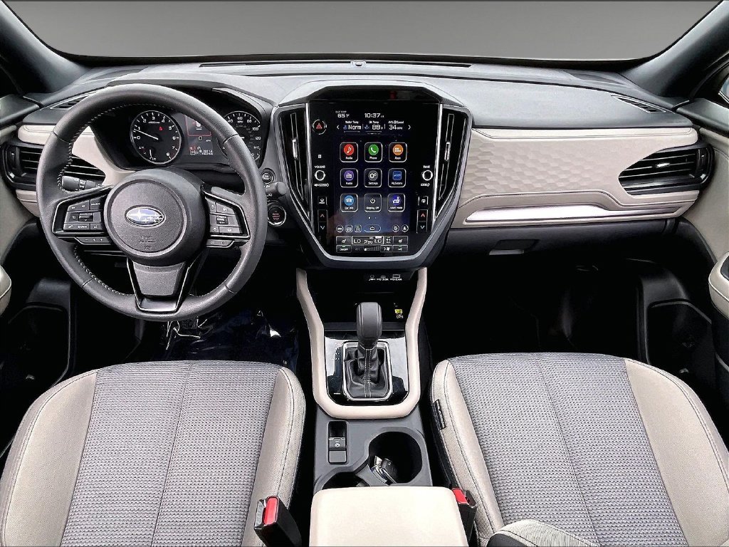 Used 2025 Gray Metallic Subaru Premium image 20