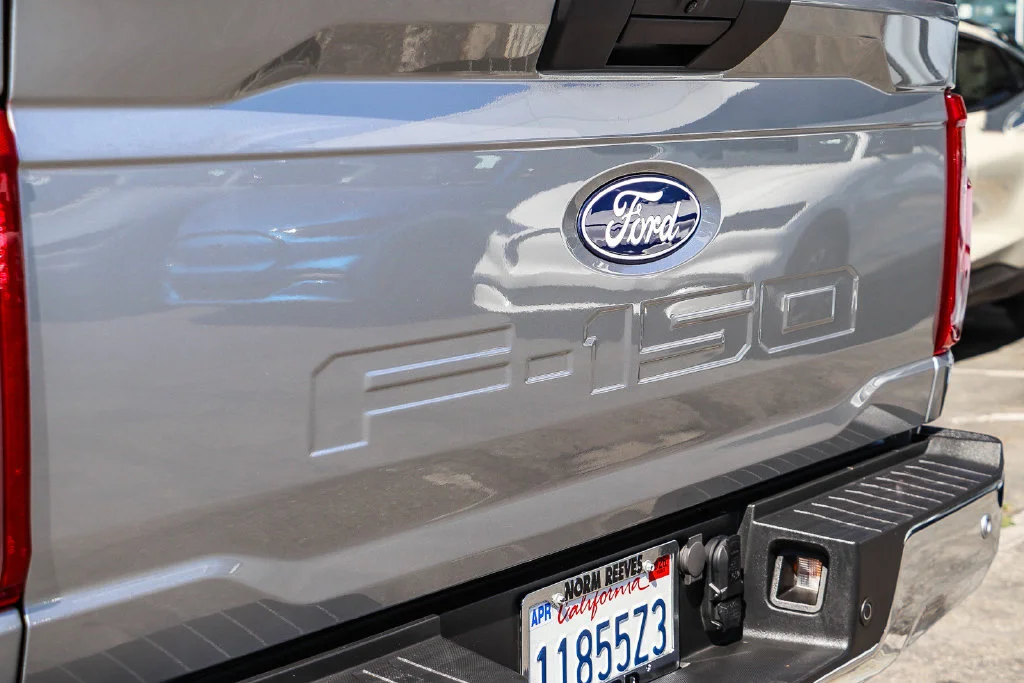 Used 2024 Silver Ford XL image 12