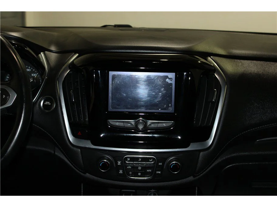 2023 Chevrolet Traverse 1LT - Photo 16