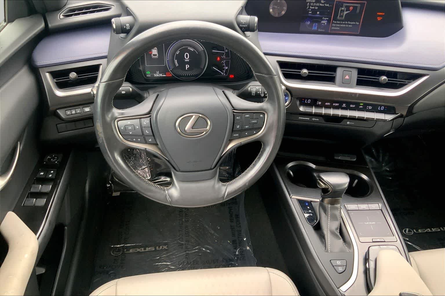 Used 2020 Silver Lining Metallic Lexus  image 6