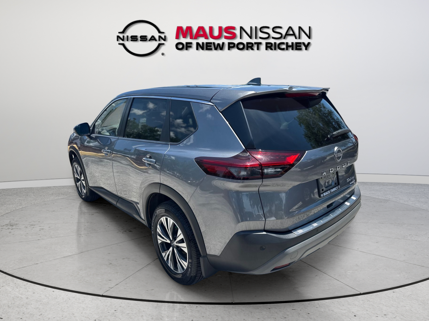 Certified Used 2023 Gray Nissan SV image 5