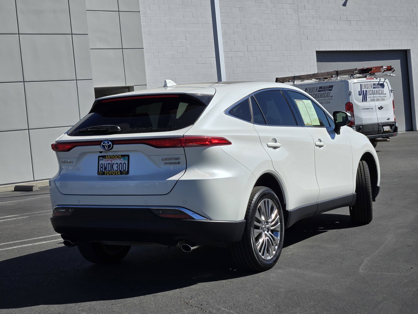 Used 2021  Toyota  image 4
