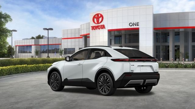 New 2026 Wind Chill Pearl <sup>1</sup> Toyota  XSE image 9