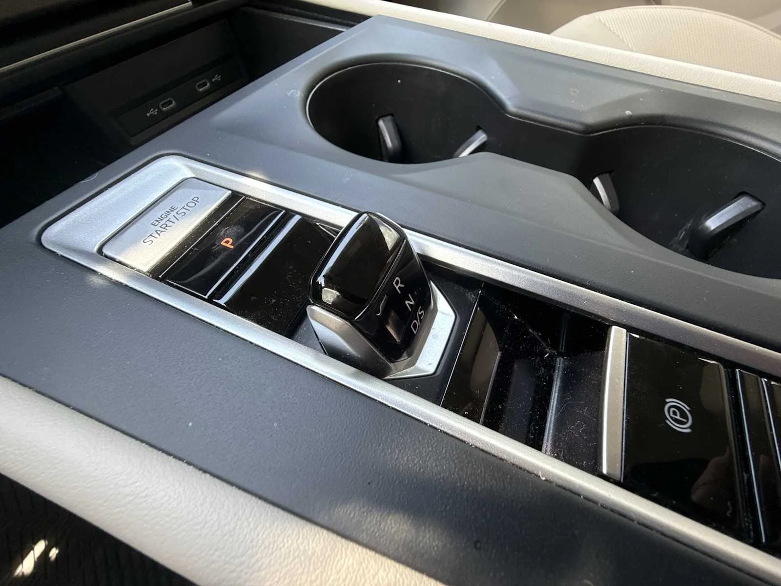 2025 Volkswagen Atlas SE - Photo 15