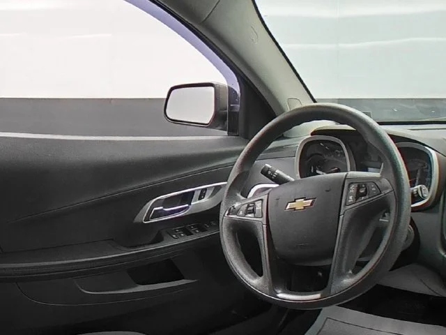 2016 Chevrolet Equinox LS - Photo 35