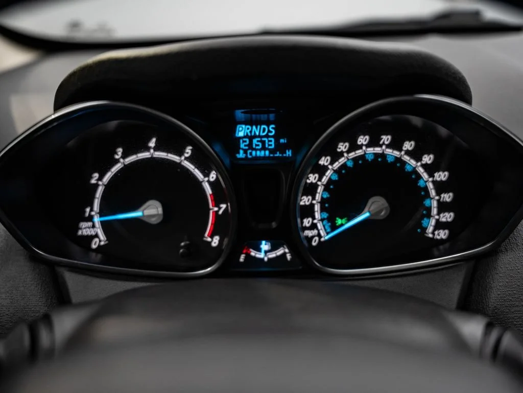 Used 2015 Race Red Ford SE image 29