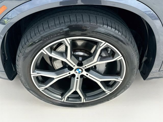 Certified Used 2022 Gray BMW sDrive40i image 34