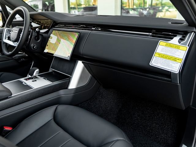 New 2026 Santorini Black Land Rover SE image 36