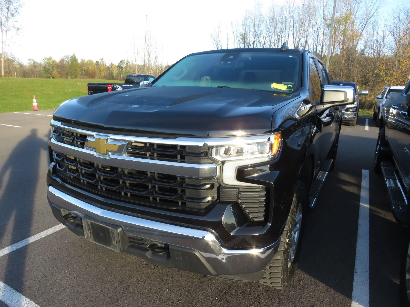 Used 2023  CHEVROLET TRUCK  image 7