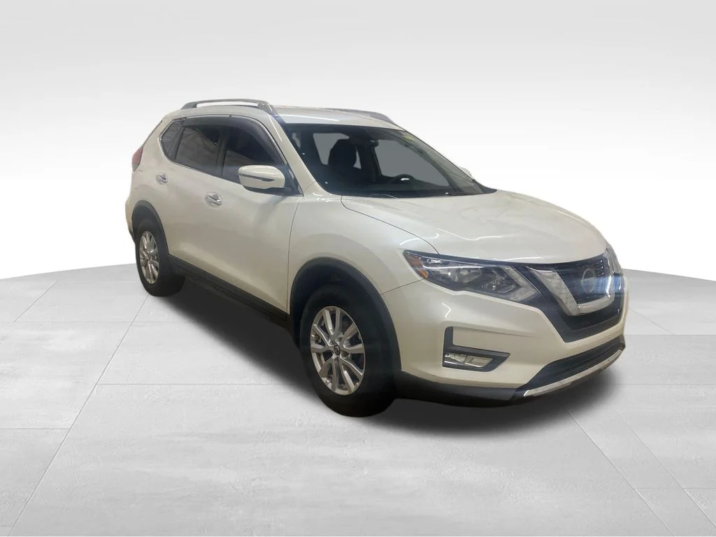 Used 2018 Nissan Rogue SV with VIN 5N1AT2MVXJC743242 for sale in North Huntingdon, PA